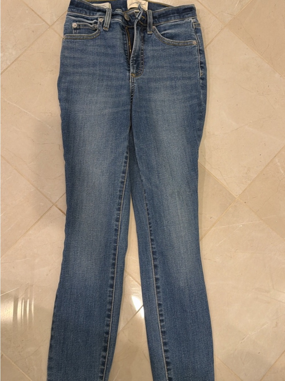 Universal Thread Slim Skinny Jeans in Medium Blue Wash